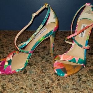 Steve Madden strappy heels